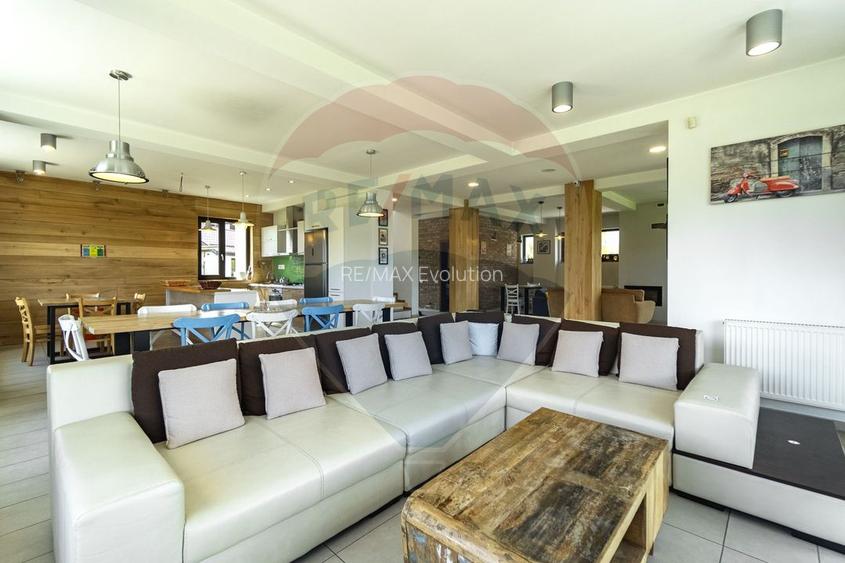 Comision 0% | Vila Fundata | 9 camere | Vedere panoramică - 3