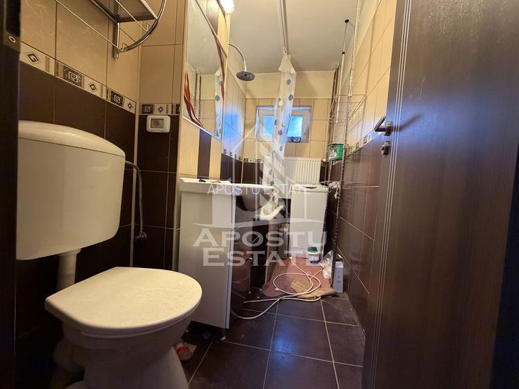 Apartament 3 camere, decomandat,etaj intermediar,zona Dambovita - 11