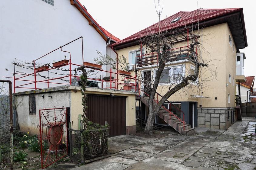 Apartament cu 3 camere la casa | Curte 130 mp | Zona Grivitei strada Vulcan - 24