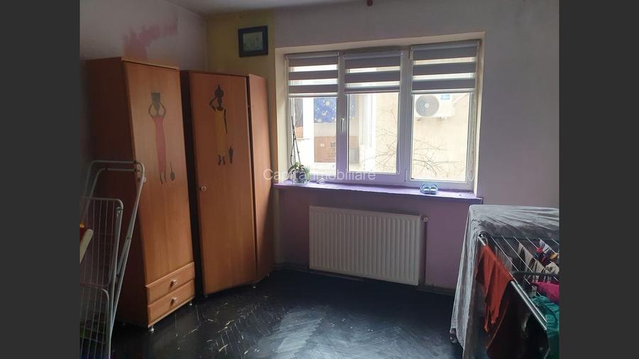 Apartament 3 camere decomandat – Zona Centrală, Târgu Jiu. COMISON 0%  - 4