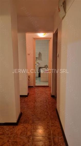 Ap. 4 camere, Micro 4 - 3