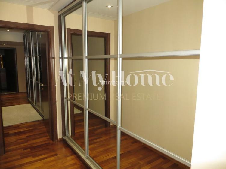 Apartament spatios si luminos cu 3 camere, mobilat lux/nou, paza, parcare - 16