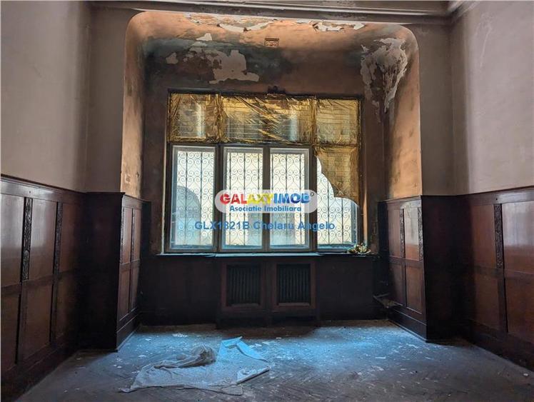 Cismigiu, vila neoromaneasca, suprafata construita 3000 mp, teren 1760 - 25