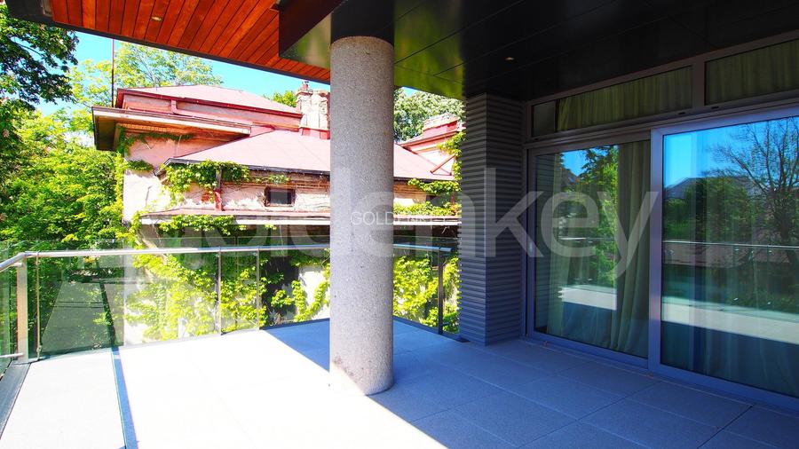 Apartament spatios cu 4 camere | 40mp terase | 3 locuri de parcare - 15