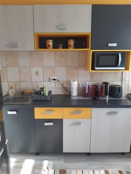 Garsoniera decomandata, etaj3, Zona Astra-Planete, Brasov - 2