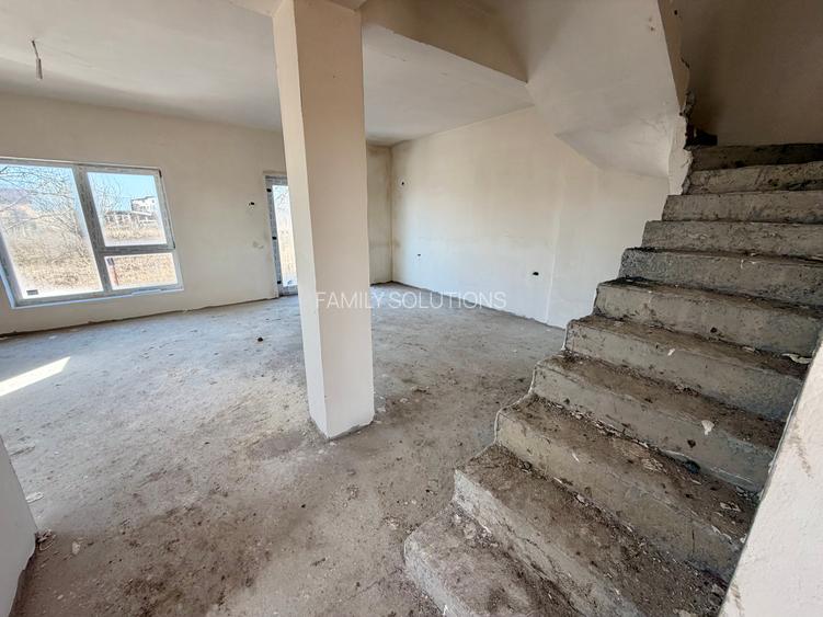 Casa noua P+1+M 6 cam. Util 164mp. Teren 250mp - 8