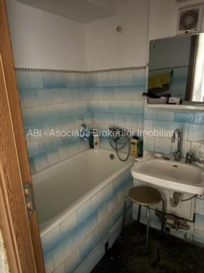 Pantelimon/vis a vis Mega Mall,ap 2 camere,57mp,95.000euro - 6