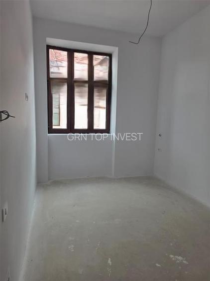 Apartament 3 camere 3 bai pivnita zona Centrala - 11