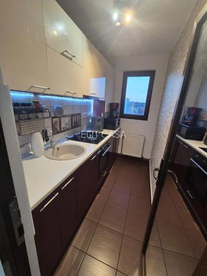 Apartament cu 2 camere, decomandat, zona Tatarasi - 4