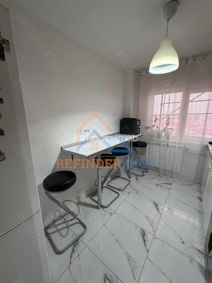 Apartament de vanzare cu 3 camere, zona Titan - 3