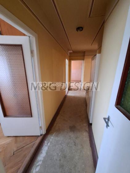 Etaj 2, Spitalul Judetean-Girocului 3 camere - 15