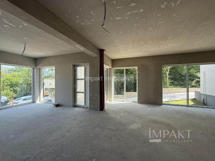 Case cuplate la liziera padurii , ideale pentru 2 familii ! - 13