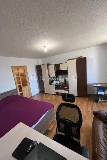 Apartament o camera în zona STRAZII SOBARILOR - 7