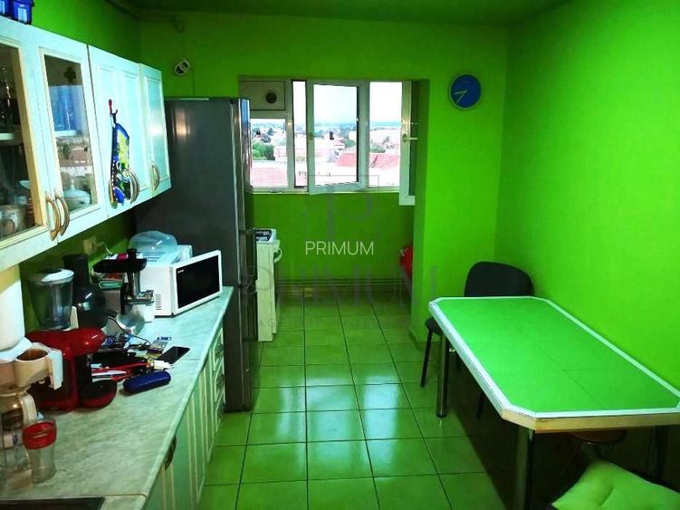 OLIMPIA STADION - LIFT - 4 cam - 2 bai - 2 balcoane - debara - centrala proprie - 2