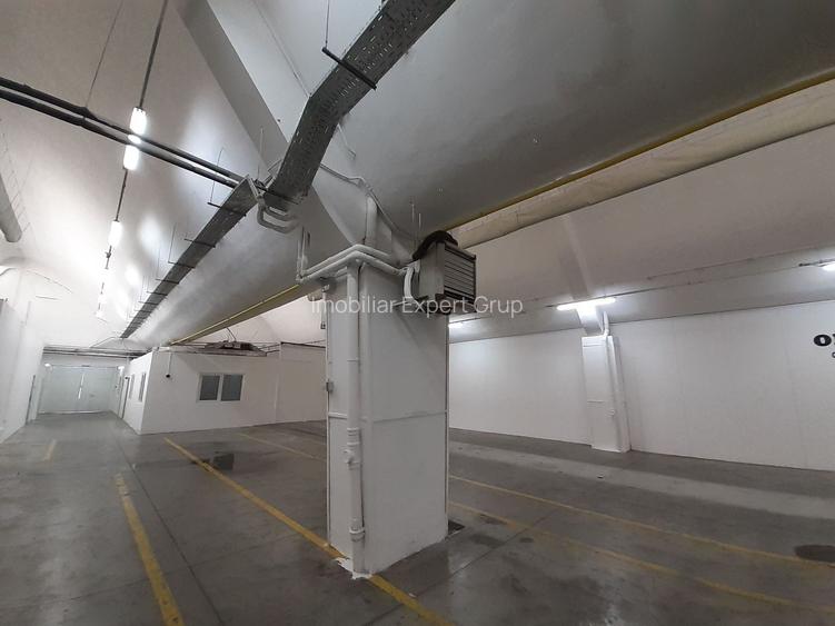 Zona metrou Republica - hala cu temperatura controlata - 17