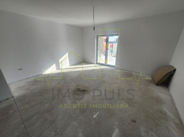 Duplex in Mosnita noua. Pozitie foarte buna. Se pot face 3 dormitoare - 2