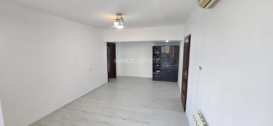 De vanzare - Apartament cochet Metrou Universitate - 2