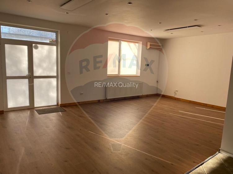 Parter + Etaj 1 de închiriat în vilă – 220 mp – Zona Vitan Mall - 3