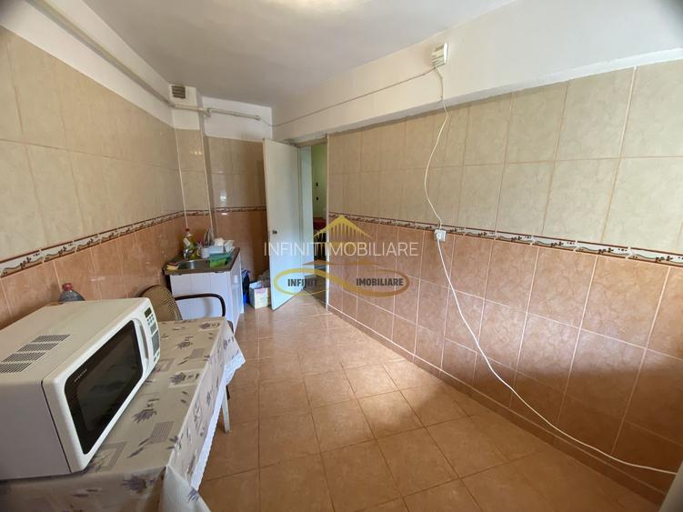 Ap. de vânzare 2 cam. decomandate Moinești-Bacău - 8
