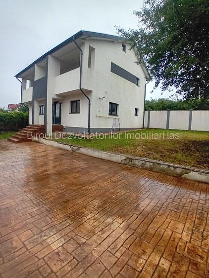 Casa  mare, luminoasa, spatioasa cu 5 camere, doua bai, 400 mp teren, Bucium - 21