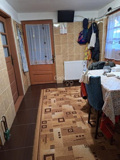 Casa  si curte, un singur nivel - 7