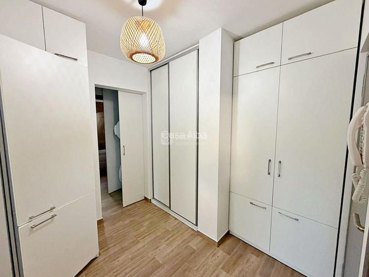 Nicolina - prima statie, 2 camere renovat complet, prima inchiriere - 10