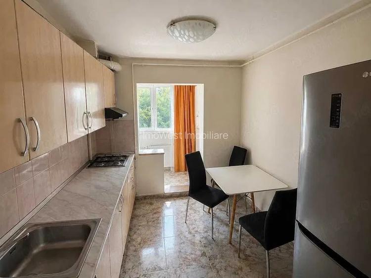 Complex-Studentesc | 3 camere | Decomandat | Etaj Intermediar. - 4