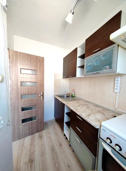 Proprietar vand garsoniera la etaj intermediar  - 5