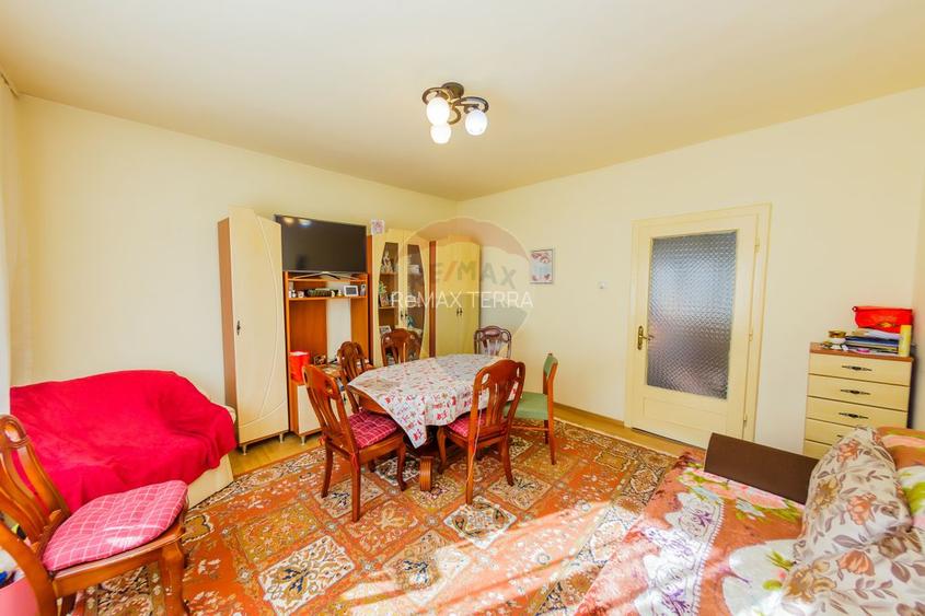 Proprietate rezidentiala de vanzare la 2 pasi de Parcul Regina Maria - 4