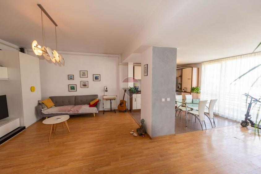 Apartament cu 2 camere de vanzare zona 1 Decembrie 1918 strada Fetesti