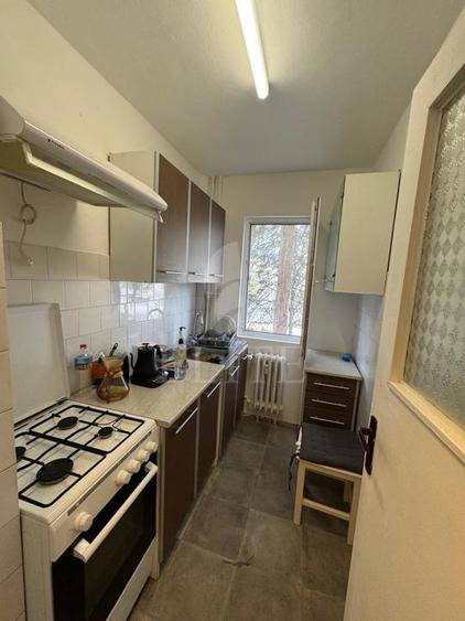 Apartament 2 camere în zona STRAZII PARANG