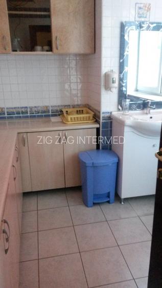 Bd. Mamaia, spatiu 40 mp., cladire de birouri - 6