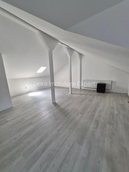 Vila P+1E+M, 6 camere, teren 300 mp! - 17