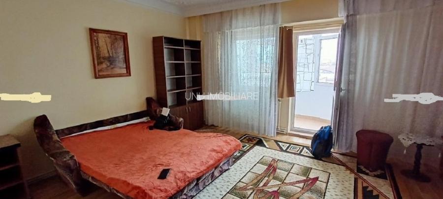 Apartament cu 1 camera - zona Nicolina - 2