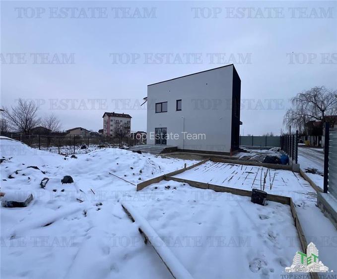 Vila individuala pe stil Mediteranean mobilata si utilata, cu 4 camere, 3 bai, 2 - 25