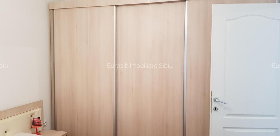 Apartament cu 4 camere situat la etajul 4 din 4 - 5