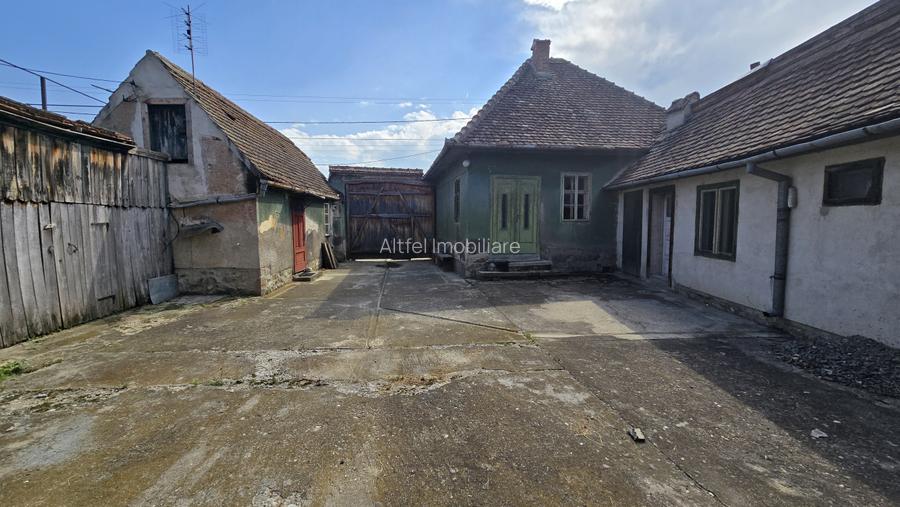 COMISION 0! Casa cu 4 camere si anexe de vanzare la Mag - 5