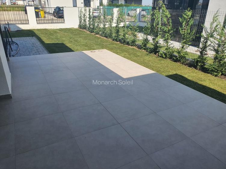 Monarch Soleil - finisaje de lux: parchet,usi, tamplarie lemn natural - 4