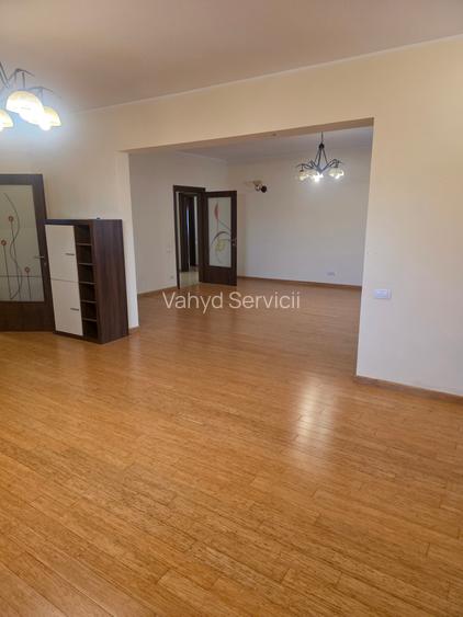 Polona, b dul Dacia - 22