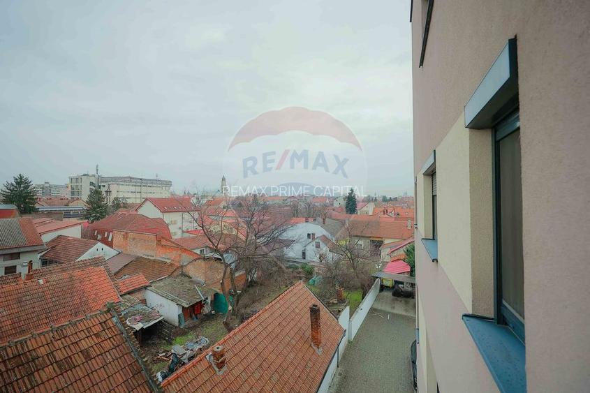 Apartament cu 2 camere de vânzare, ultracentral, Parcul Petőfi Sándor - 10