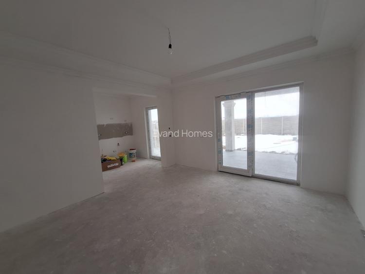 Duplex cu 5 camere, 3 bai - izolat fonic - Sacalaz - 4