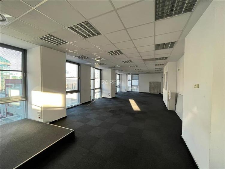 Spatii de inchiriat - River Plaza - Corp B de la 127 mp - 24