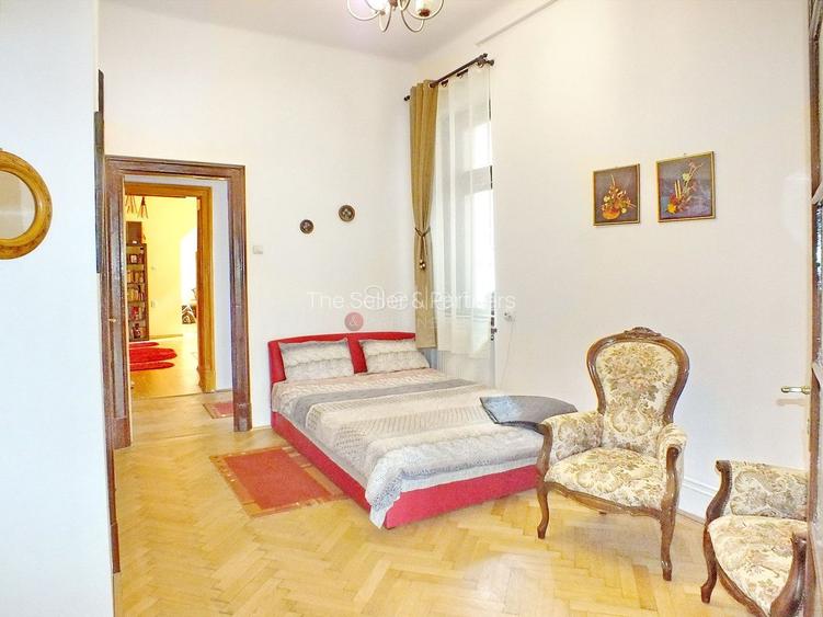 Imobil Piata Sfatului - 7