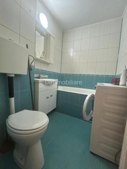 299euro Garsoniera 32mp- metrou Favorit la 4minute - 8