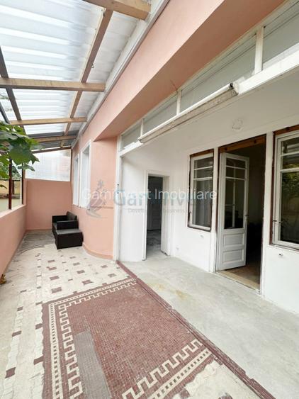 Doua case independente,singur in curte, central, Oradea - 5