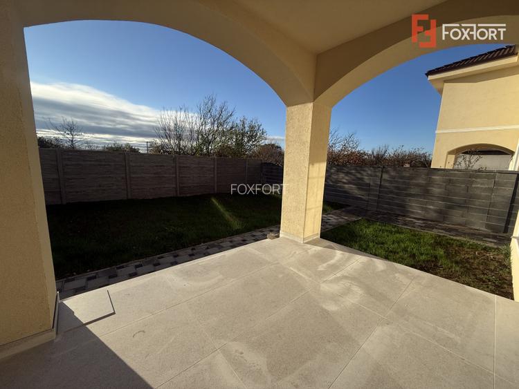 Duplex cu 5 camere despartit prin camera tehnica, in Giarmata - 13