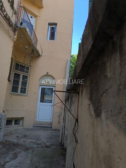 De vanzare Vila interbelica 16 camere, Dorobanti, sector 1 - 3