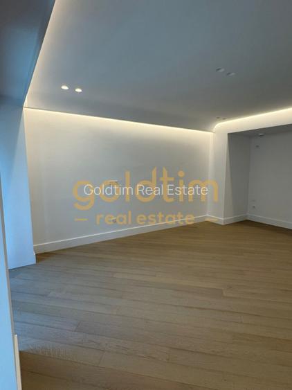 IANCU NICOLAE /PIPERA/CORTINA 126/LUMINOS SI SPATIOS/TERASA GENEROASA - 5