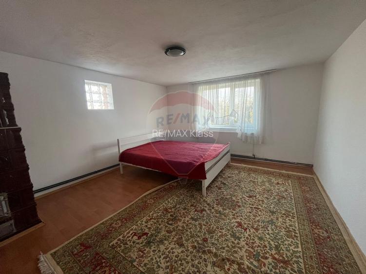 Casa cu 5 camere de vanzare in Priseaca 450 mp teren - 18