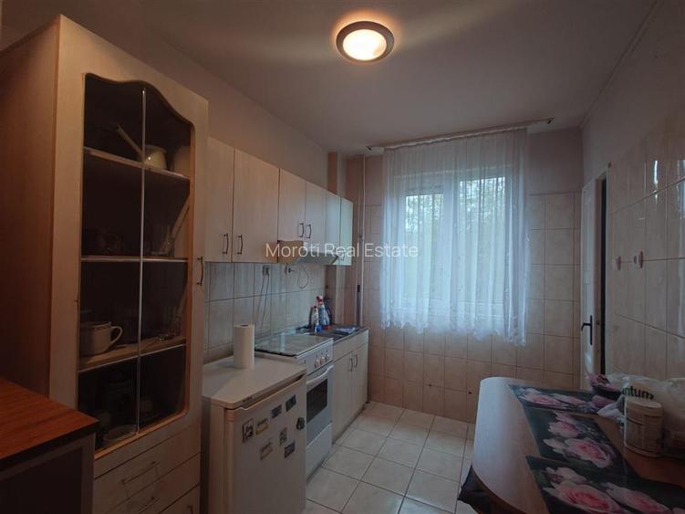 Apartament 3 camere Brad - 5